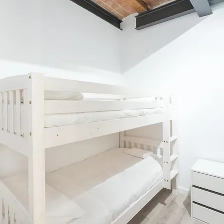 Homenfun Sants With Montjuic Views Apartment Barcelona